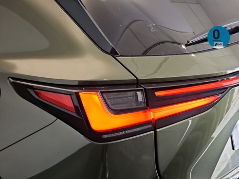 40543ad341c7ad9b85737cf1254c2d0f-672 Lexus NX 450h+ Luxury 4WD 225 kW (306 CV) - 14