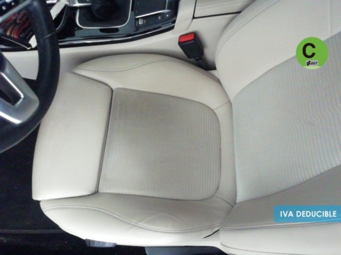 40543ad341c7ad9b85737cf1254c2d0f-2738 Mercedes CLA 200 120 kW (163 CV) - 6