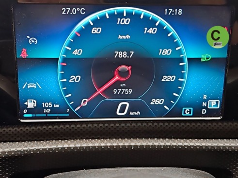 40543ad341c7ad9b85737cf1254c2d0f-728 Mercedes CLA 200 d 110 kW (150 CV) - 16