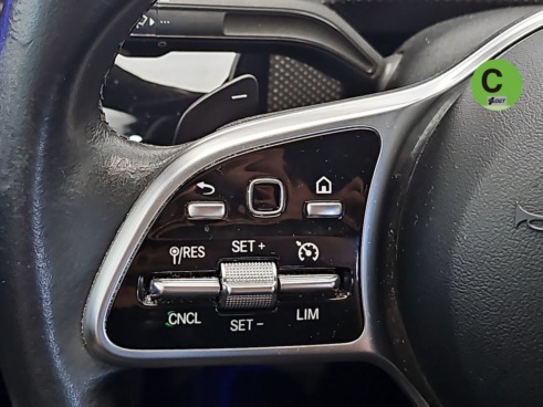 40543ad341c7ad9b85737cf1254c2d0f-737 Mercedes CLA 200 d 110 kW (150 CV) - 24
