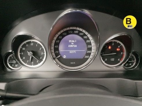 40543ad341c7ad9b85737cf1254c2d0f-3736 Mercedes Clase E E 250 CDI Coupe Avantgarde 150 kW (204 CV) - 15