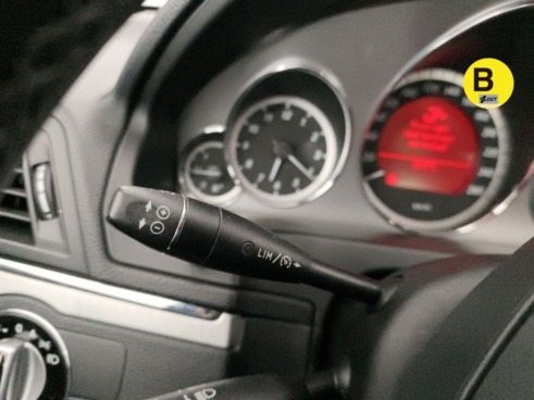 40543ad341c7ad9b85737cf1254c2d0f-3887 Mercedes Clase E E 250 CDI Coupe Avantgarde 150 kW (204 CV) - 26
