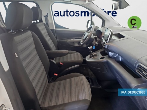 40543ad341c7ad9b85737cf1254c2d0f-3176 Opel Combo Cargo 1.5 TD Business Edition Plus L1 75 kW (102 CV) - 6