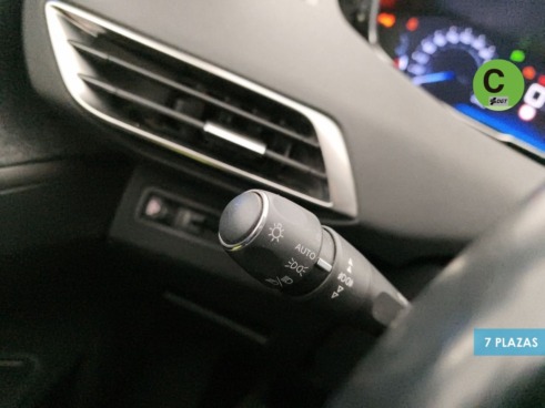40543ad341c7ad9b85737cf1254c2d0f-3178 Peugeot 5008 PureTech 130 S&S Allure 96 kW (130 CV) - 28