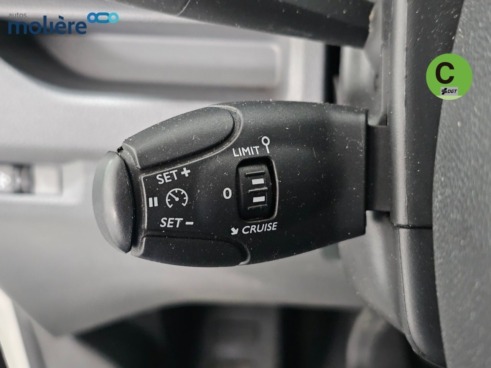 40543ad341c7ad9b85737cf1254c2d0f-2417 Peugeot Expert Combi BlueHDi 100 S&S Standard 75 kW (102 CV) - 16