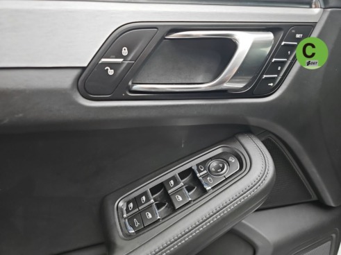 40543ad341c7ad9b85737cf1254c2d0f-3525 Porsche Macan S Diesel 190 kW (258 CV) - 33