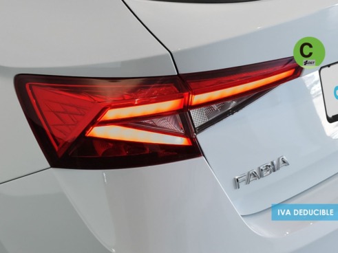 40543ad341c7ad9b85737cf1254c2d0f-1677 Skoda Fabia 1.0 TSI Sport DSG 81 kW (110 CV) - 13