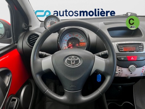 40543ad341c7ad9b85737cf1254c2d0f-486 Toyota Aygo 70 City 50 kW (68 CV) - 18
