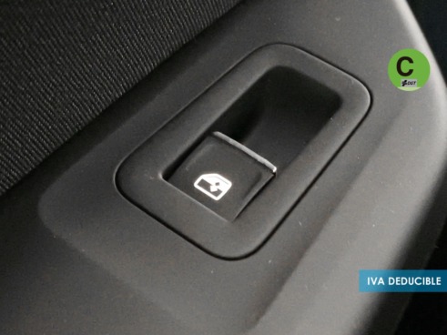 40543ad341c7ad9b85737cf1254c2d0f-5095 Volkswagen Golf 2.0 TDI 85 kW (115 CV) - 22
