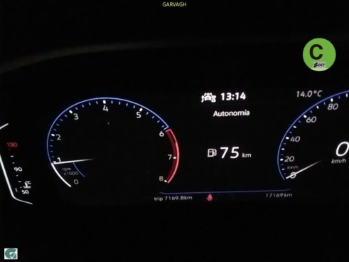 40543ad341c7ad9b85737cf1254c2d0f-5916 Volkswagen T-Roc Dark 1.0 TSI 81 kW (110 CV) - 9