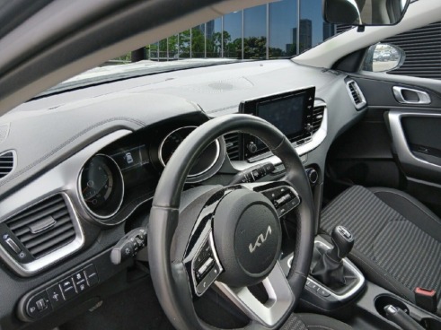 40543ad341c7ad9b85737cf1254c2d0f-6450 Kia Xceed 1.0 T-gdi Drive 88kw (120cv) - 7