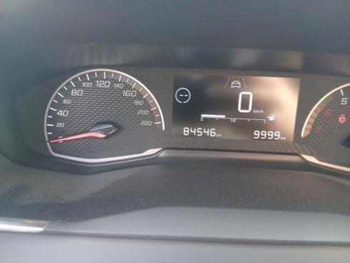 40543ad341c7ad9b85737cf1254c2d0f-6471 Peugeot 208 Bluehdi 73kw (100cv) Active - 6