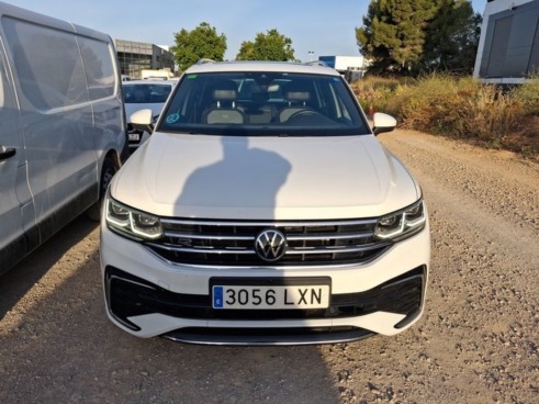 40543ad341c7ad9b85737cf1254c2d0f-6568 Volkswagen Tiguan R-line 2.0 Tdi 110kw (150cv) Dsg - 2