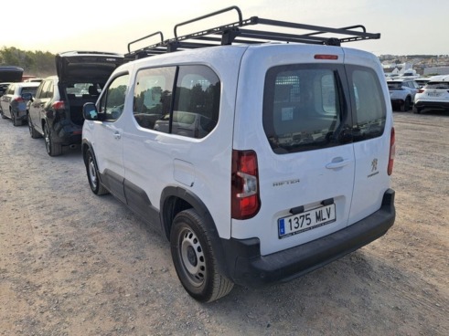 40543ad341c7ad9b85737cf1254c2d0f-7068 Peugeot Rifter Active Pack Business Std. Bluehdi 100 - 6
