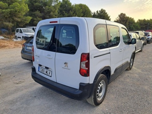 40543ad341c7ad9b85737cf1254c2d0f-7074 Peugeot Rifter Active Pack Business Std. Bluehdi 100 - 4