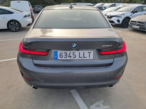 40543ad341c7ad9b85737cf1254c2d0f-4033 Bmw Series 3 318d Auto. - 5