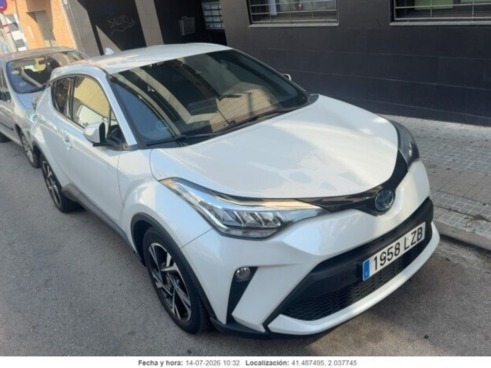 40543ad341c7ad9b85737cf1254c2d0f-7244 Toyota C-hr 1.8 125h Advance - 4