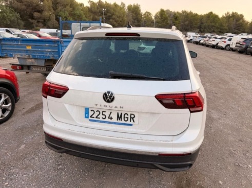 40543ad341c7ad9b85737cf1254c2d0f-7269 Volkswagen Tiguan Life 2.0 Tdi 110kw (150cv) - 5