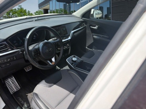 40543ad341c7ad9b85737cf1254c2d0f-4766 Kia Niro E-niro 150kw Emotion (long Range) - 7