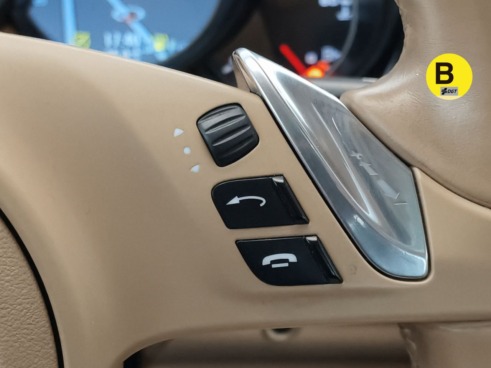 40543ad341c7ad9b85737cf1254c2d0f-7649 Porsche Panamera 3.0 Diesel 221 kW (300 CV) - 30