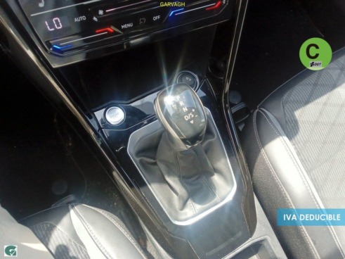 40543ad341c7ad9b85737cf1254c2d0f-8096 Volkswagen T-Roc R-Line 1.5 TSI 110 kW (150 CV) DSG - 6