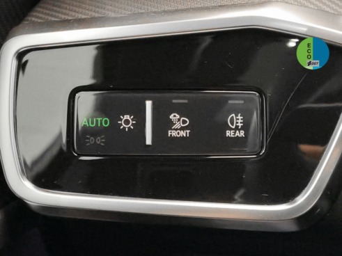 40543ad341c7ad9b85737cf1254c2d0f-8273 Audi RS6 TFSI quattro 441 kW (600 CV) - 38