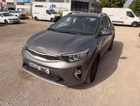 40543ad341c7ad9b85737cf1254c2d0f-8348 Kia Stonic 1.0 T-GDi 74kW (100CV) MHEV MT Concept