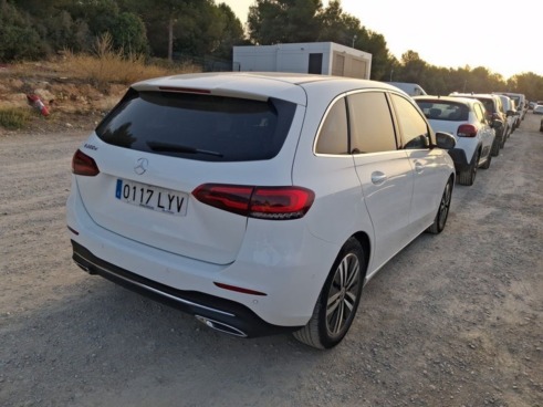 40543ad341c7ad9b85737cf1254c2d0f-8367 Mercedes B-class B 200 D - 4