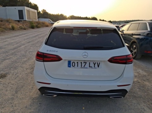 40543ad341c7ad9b85737cf1254c2d0f-8368 Mercedes B-class B 200 D - 5