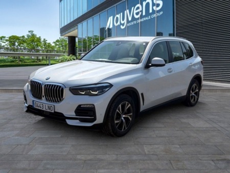 40543ad341c7ad9b85737cf1254c2d0f-8821 BMW X5 xDrive25d