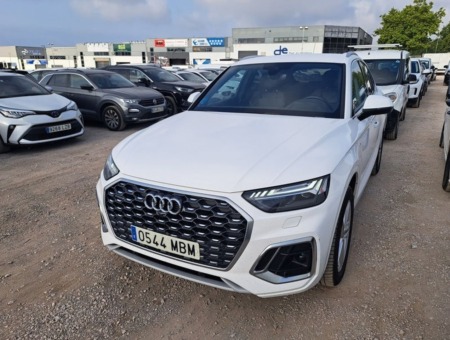 40543ad341c7ad9b85737cf1254c2d0f-7544 Audi Q5 S line 40 TDI 150kW quattro-ultra