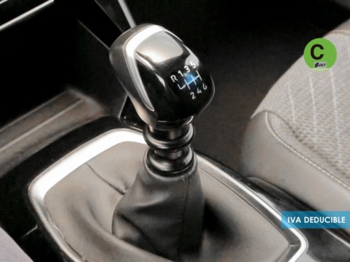 40543ad341c7ad9b85737cf1254c2d0f-674 Peugeot 2008 PureTech 100 S&S Allure 75 kW (100 CV) - 17