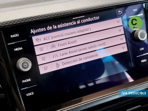 40543ad341c7ad9b85737cf1254c2d0f-911 Volkswagen T-Cross Advance 1.0 TSI 81 kW (110 CV) DSG - 19
