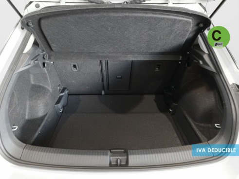 40543ad341c7ad9b85737cf1254c2d0f-1011 Volkswagen T-Roc Dark 1.0 TSI 81 kW (110 CV) - 14