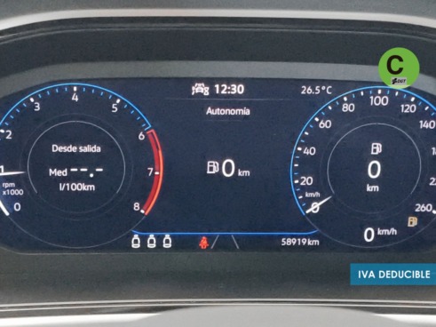 40543ad341c7ad9b85737cf1254c2d0f-1012 Volkswagen T-Roc Dark 1.0 TSI 81 kW (110 CV) - 15