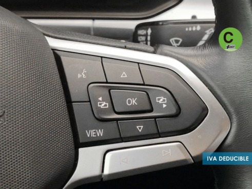 40543ad341c7ad9b85737cf1254c2d0f-1036 Volkswagen T-Roc Dark 1.0 TSI 81 kW (110 CV) - 22