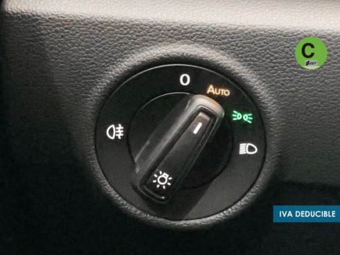 40543ad341c7ad9b85737cf1254c2d0f-1100 Volkswagen T-Roc Dark 1.0 TSI 81 kW (110 CV) - 29