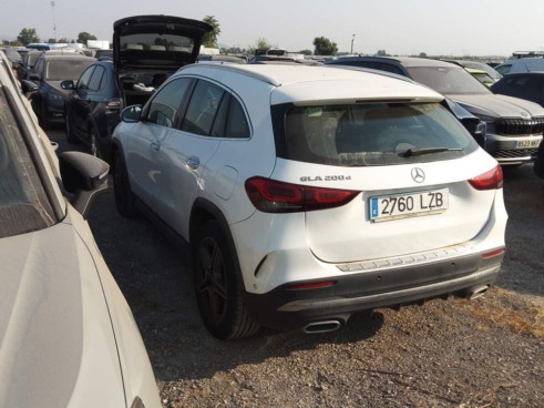40543ad341c7ad9b85737cf1254c2d0f-508 Mercedes Gla 200 D - 2