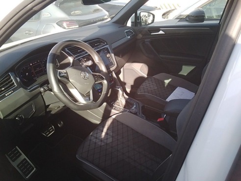 40543ad341c7ad9b85737cf1254c2d0f-665 Volkswagen Tiguan R-line 2.0 Tdi 110kw (150cv) Dsg 4motion - 7