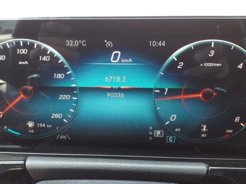 40543ad341c7ad9b85737cf1254c2d0f-973 Mercedes Gla 200 D - 6