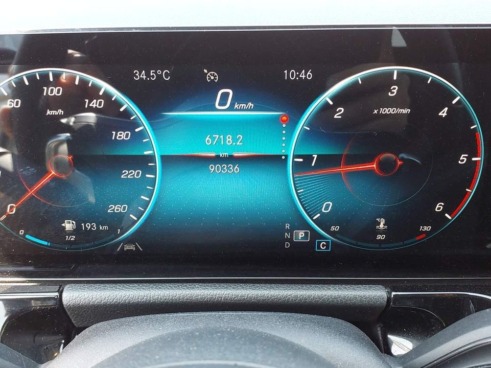 40543ad341c7ad9b85737cf1254c2d0f-974 Mercedes Gla 200 D - 7