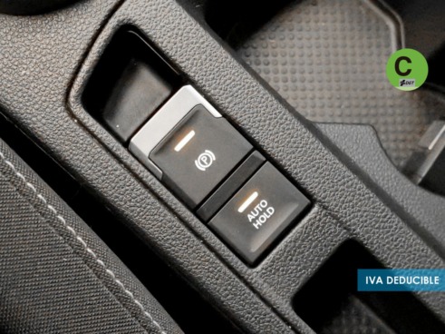 40543ad341c7ad9b85737cf1254c2d0f-4607 Volkswagen T-Roc Dark 1.0 TSI 81 kW (110 CV) - 27