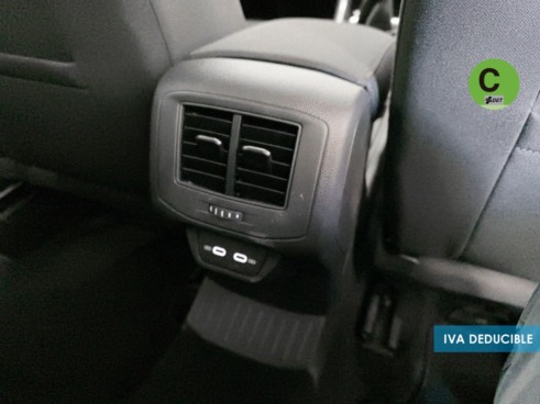 40543ad341c7ad9b85737cf1254c2d0f-4610 Volkswagen T-Roc Dark 1.0 TSI 81 kW (110 CV) - 30