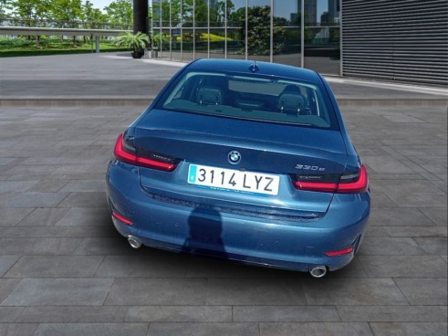 40543ad341c7ad9b85737cf1254c2d0f-702 Bmw Series 3 330e - 5