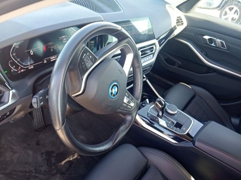 40543ad341c7ad9b85737cf1254c2d0f-704 Bmw Series 3 330e - 7