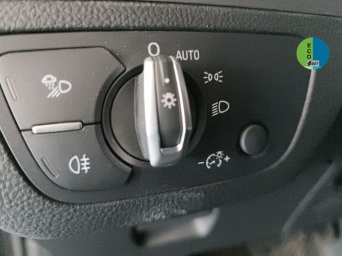 40543ad341c7ad9b85737cf1254c2d0f-940 Audi Q5 S line 40 TDI quattro ultra 150 kW (204 CV) - 32