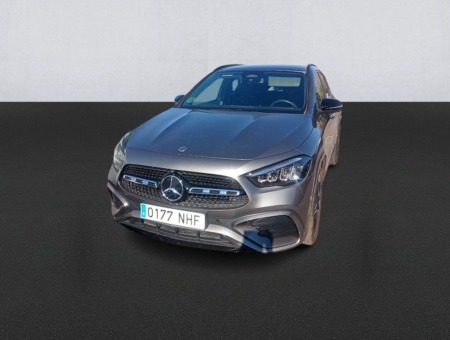 40543ad341c7ad9b85737cf1254c2d0f-829 Mercedes GLA GLA 200 D