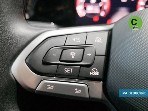 40543ad341c7ad9b85737cf1254c2d0f-1606 Volkswagen Golf Más 1.5 TSI 85 kW (116 CV) - 24