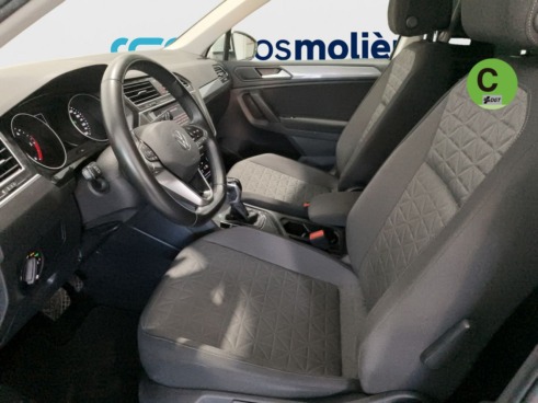 40543ad341c7ad9b85737cf1254c2d0f-6581 Volkswagen Tiguan R-Line 2.0 TDI 110 kW (150 CV) DSG - 9