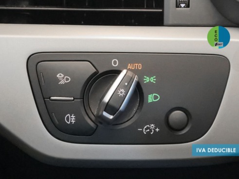40543ad341c7ad9b85737cf1254c2d0f-610 Audi A4 Advanced 30 TDI 100 kW (136 CV) S tronic - 29